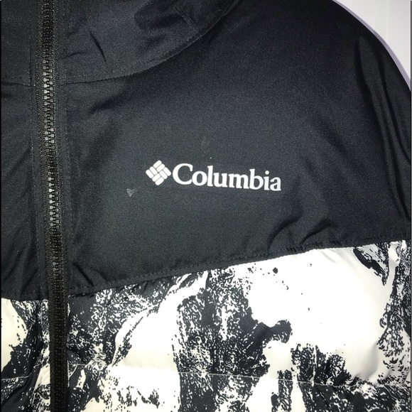 Columbia Iceline Ridge ski jacket in white/black - Picture 3 of 7